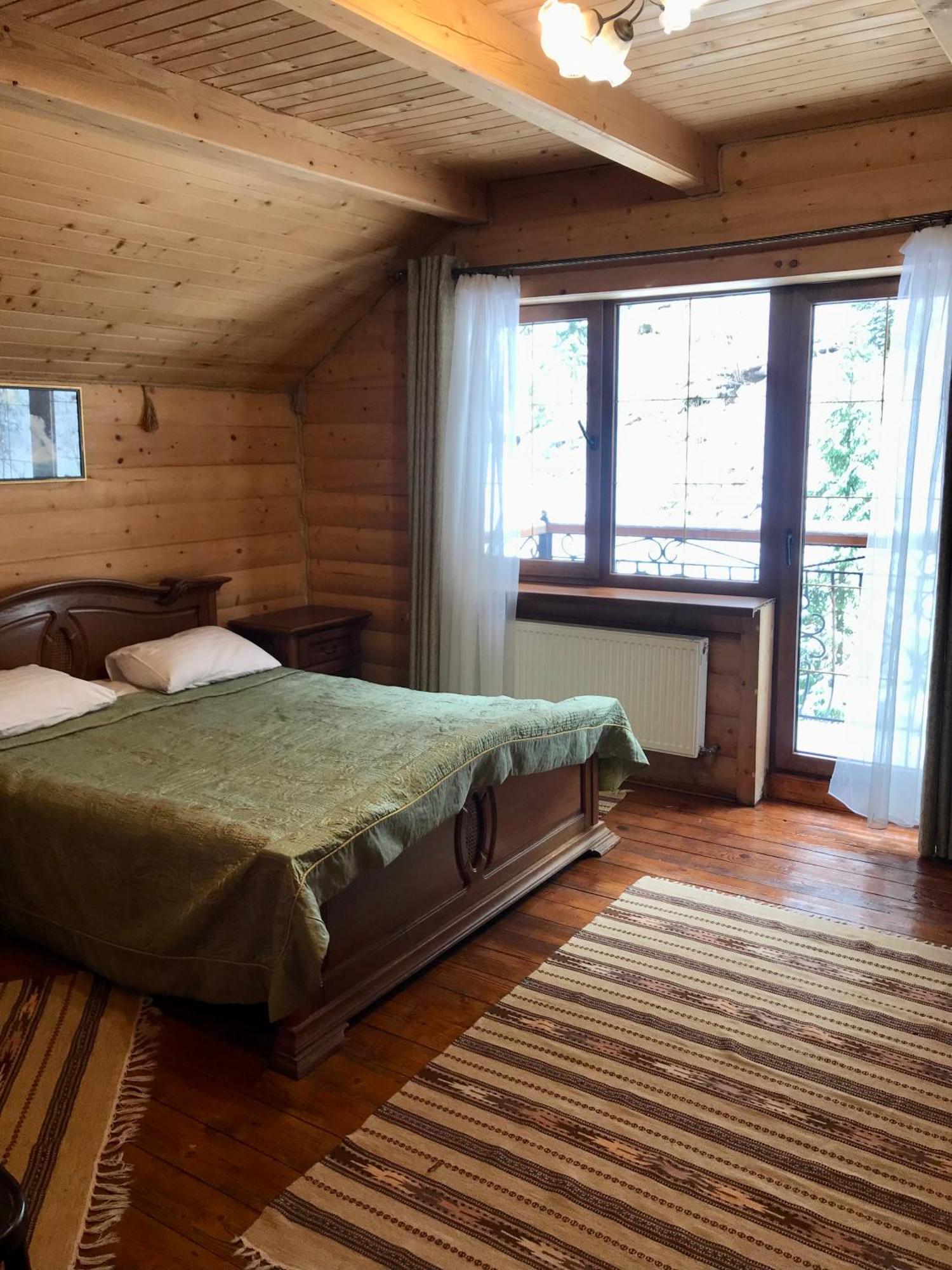 Hotel Dykyi Med Tatariv Kültér fotó
