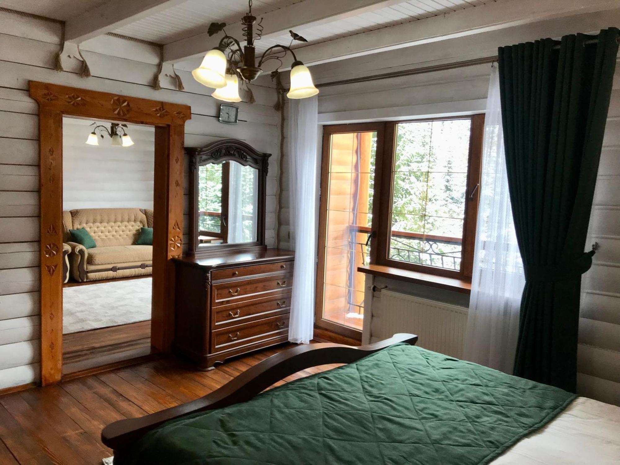 Hotel Dykyi Med Tatariv Kültér fotó